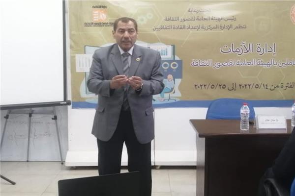 دكتور حسام أنور