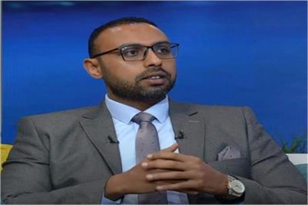 الدكتور علي الإدريسي الخبير الاقتصادي