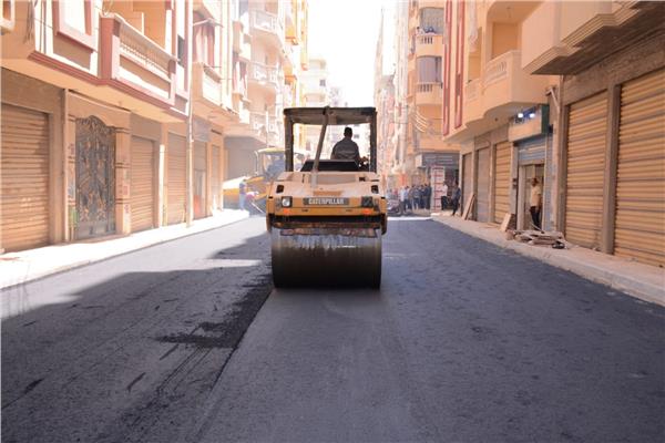  الإنتهاء من رصف أكثر من ألف طريق