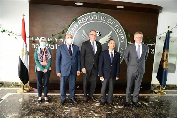  وفد سلطة تنظيم أسواق المال بالسودان 
