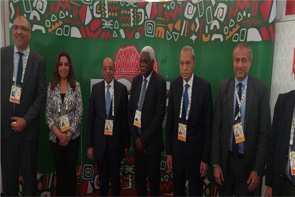 وزير التنمية المحلية يفتتح الجناح المصرى بقمة المدن الأفريقية 