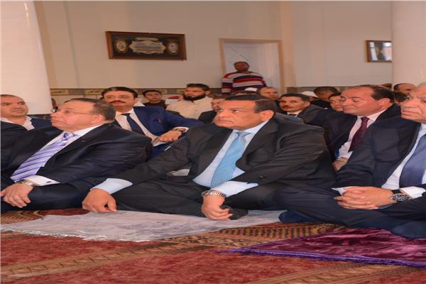 محافظ البحيرة