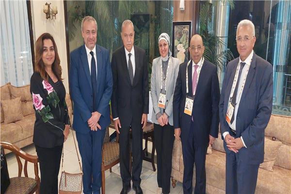 وزير التنمية المحلية والوفد المغربي