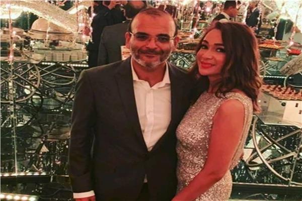 أيمن بهجت قمر وزوجته