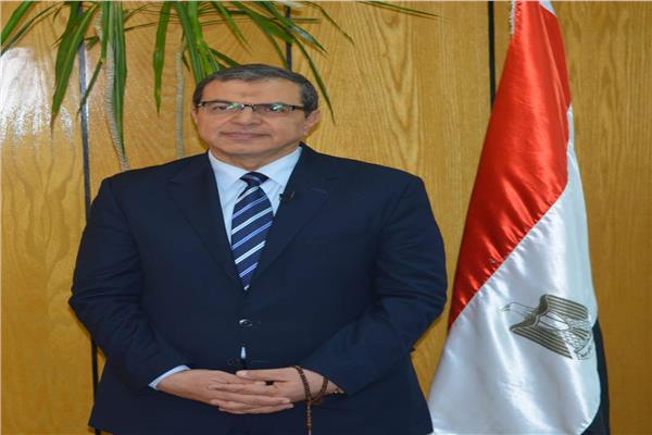 محمد سعفان وزير القوى العاملة 