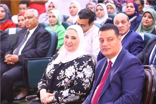 الدكتورة نيفين القباج