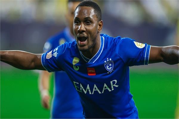 إيجالو نجم الهلال