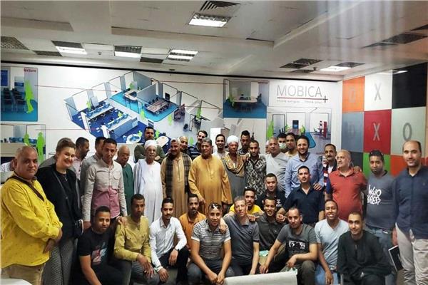  زيارات ميدانية لمصنعي الأثاث 