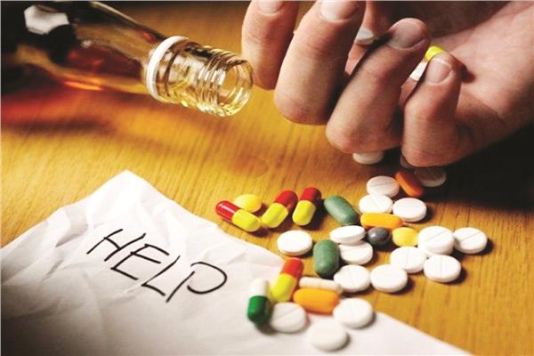 وفيات قياسية من الكحول والمخدرات والانتحار بأمريكا