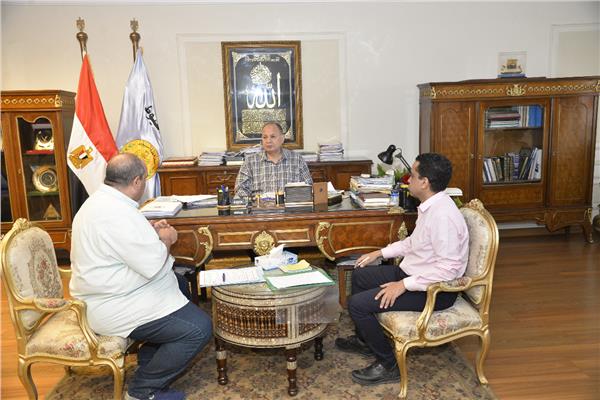 محافظ أسيوط