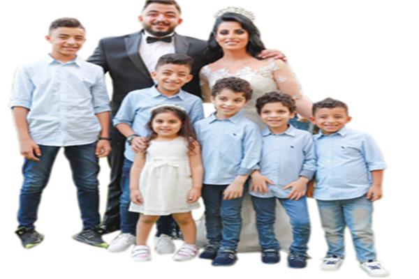 فيفي كأم لستة أطفال