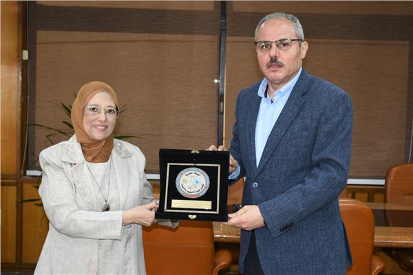 مشاركه فعالة لجامعة قناة السويس بملتقى جودة التعليم 