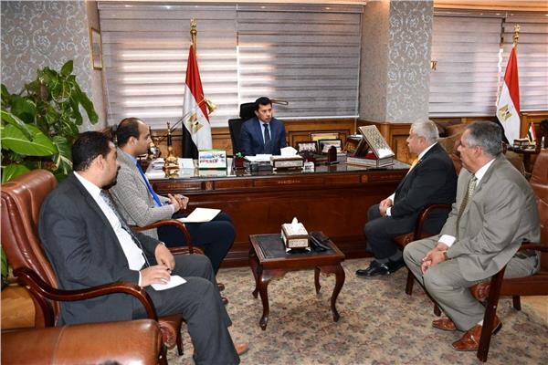 وزير الشباب الرياضة يلتقى رئيس اتحاد الكروكيه