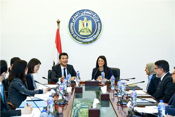 جانب من اجتماع وزيرة التعاون الدولي مع وفد دولة كوريا