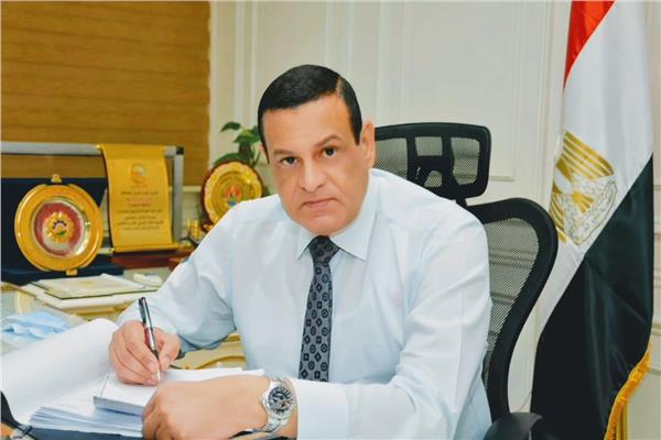 اللواء هشام آمنة محافظ البحيرة
