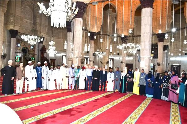 وزير الأوقاف ومحافظ الإسكندرية يلتقيان الأئمة والواعظات من بوركينا فاسو‎‎ 