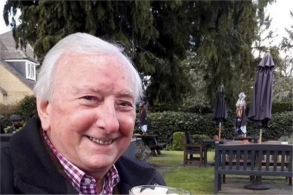  بعمر 78 عاماً ..يعود إلى العمل لعجزه عن دفع الفواتير