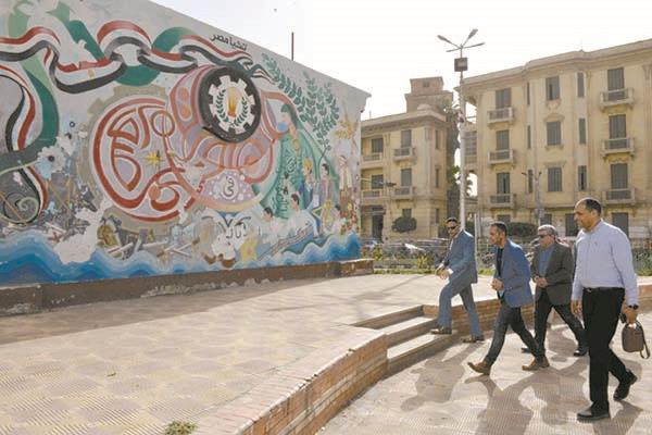 القيادات التنفيذية خلال متابعة تطوير الميادين