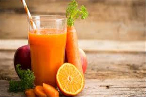 طريقة عمل عصير الجزر بالخوخ     