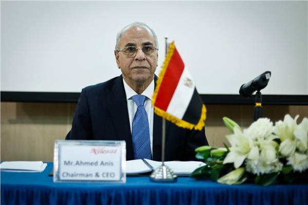 رئيس مجلس إدارة الشركة المصرية للأقمار الصناعية أحمد أنيس