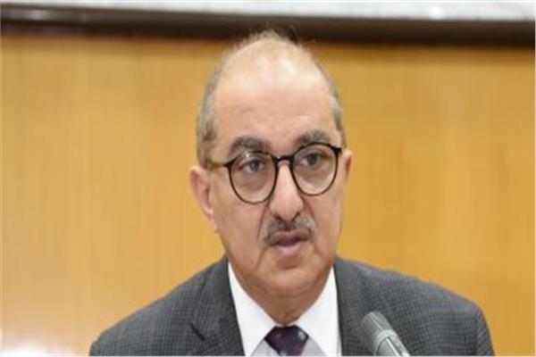 الدكتور طارق الجمال رئيس جامعة أسيوط 
