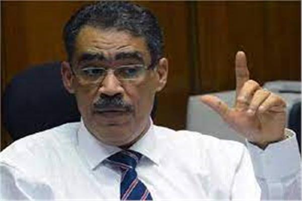 نقيب الصحفيين