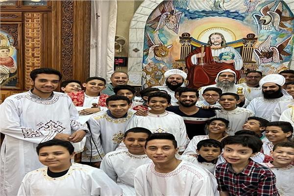 قداس للثانوية العامة ولقاء بالأطباء بببا    
