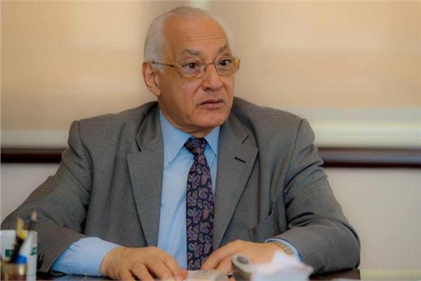 د. على الدين هلال
