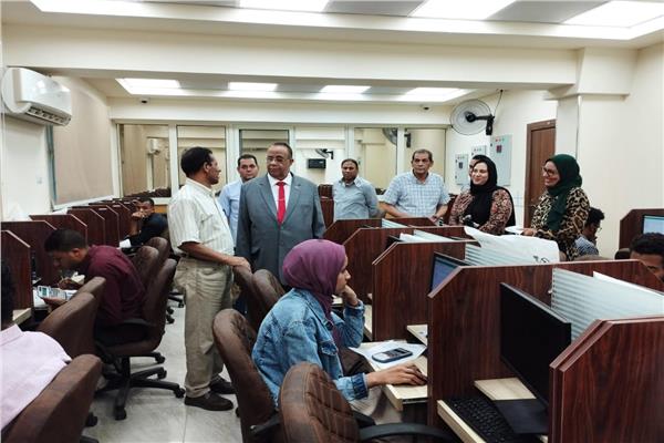 جولة رئيس جامعة الأقصر