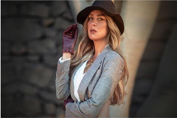  الفنانة ريم مصطفى 
