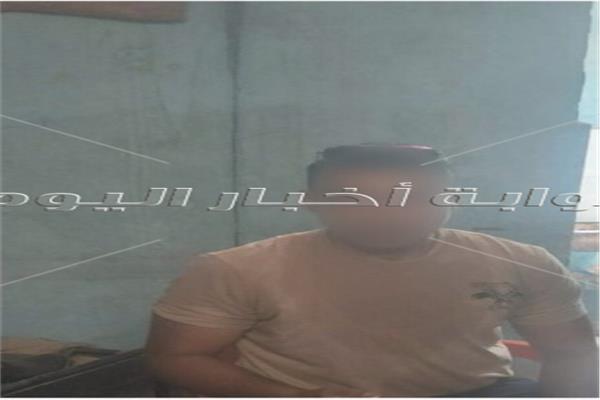 سقوط نصاب انتحل صفة مأمور ضرائب