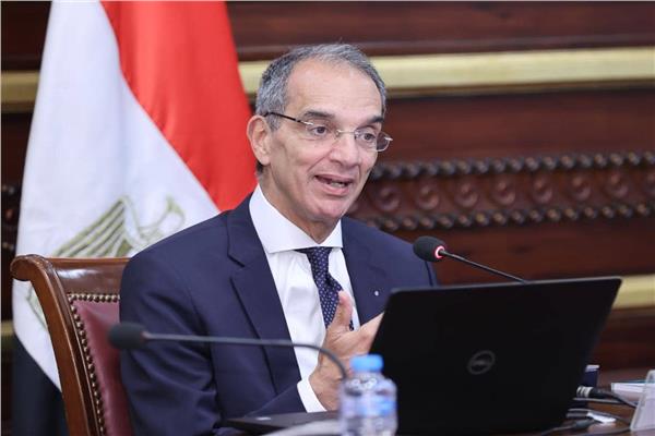 الدكتور عمرو طلعت وزير الاتصالات وتكنولوجيا المعلومات