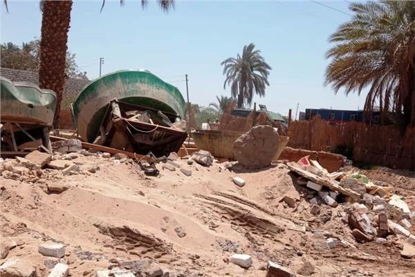 مواصلة الحملات المكبرة لإزالة طواحين وكسارات الذهب بكوم أمبو بإجمالى 46 قرار بواقع 92 طاحونة