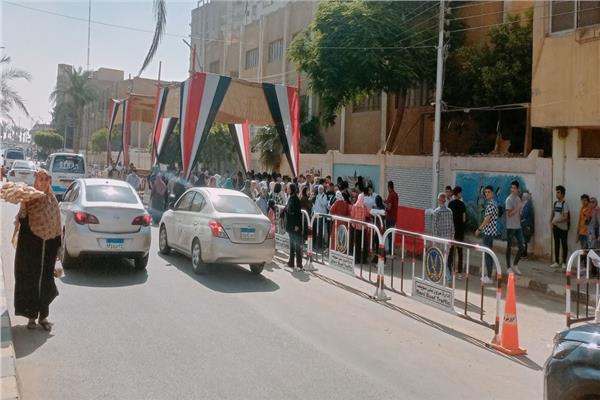 بدء امتحانات الثانوية العامة