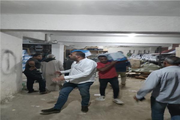 ضبط مصنع "بير سلم" لتصنيع الأدوات الصحية ويدون عليها أسماء ماركات معروفة بالجيزة|صور