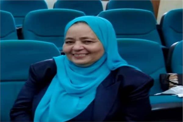 الدكتورة منى عبدالونيس رئيس قسم الزراعات المحمية بمعهد بحوث البساتين