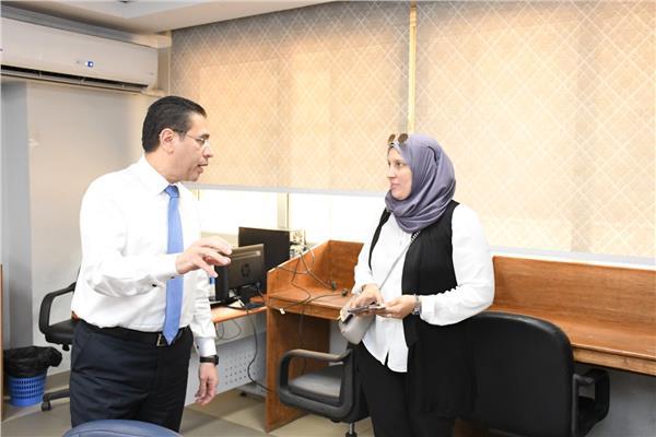 دكتور حلمي عبد الرحمن رئيس الإدارة المركزية للرعاية الحرجة والعاجلة