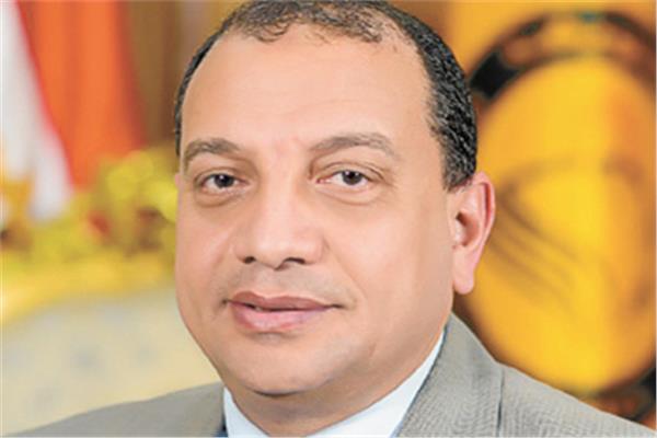 د. منصور حسن