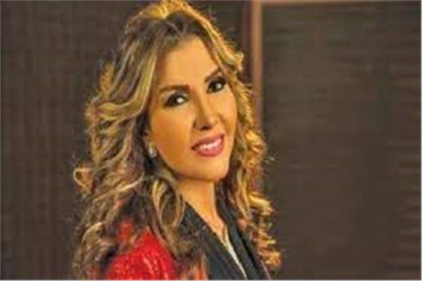 نادية مصطفى
