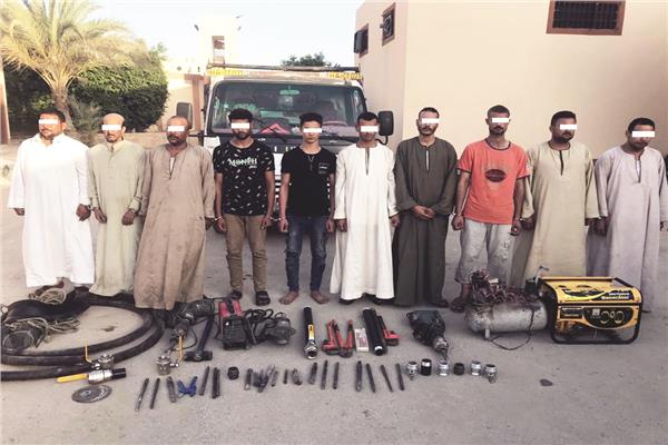 عصابات سرقة خطوط البترول