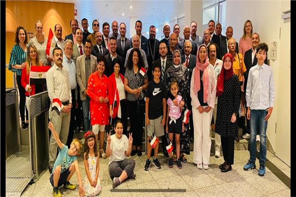 الجالية المصرية بألمانيا تحتفل بذكرى ثورة ٣٠ يونيو  