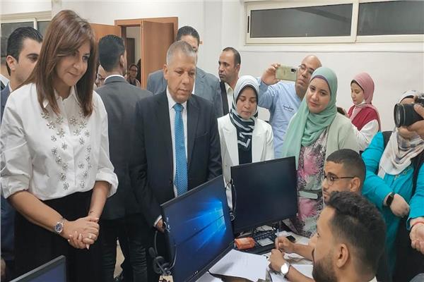   وزيرة الهجرة ومحافظ بني سويف