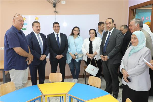 جانب من افتتاح المدرسة
