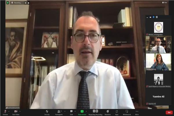 أندرياس كتسانيوتس نائب وزير الخارجية اليوناني لشئون المغتربين والدبلوماسية العامة