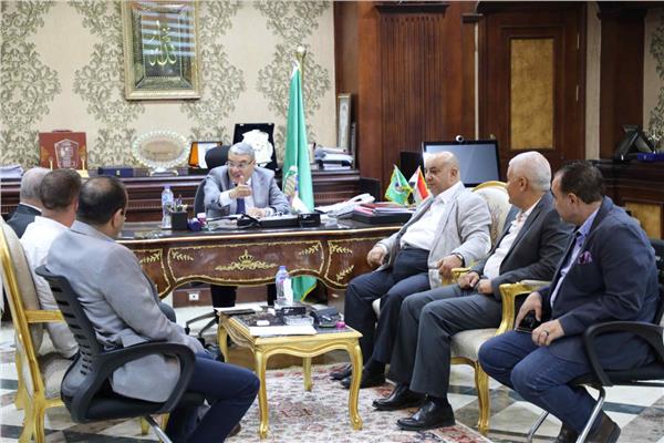 محافظ المنيا