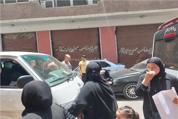 لحظة وداع الإعلامية شيماء جمال لمثواها الأخير