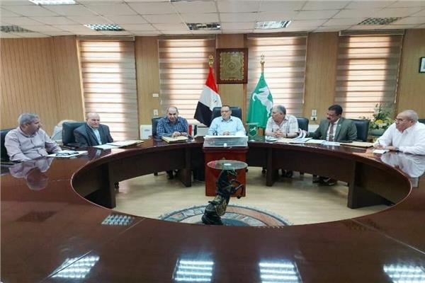 غرف عمليات رئيسية وفرعية لحل شكاوى الشراقوه في عيد الأضحى 