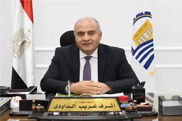 اللواء أشرف الداودى محافظ قنا