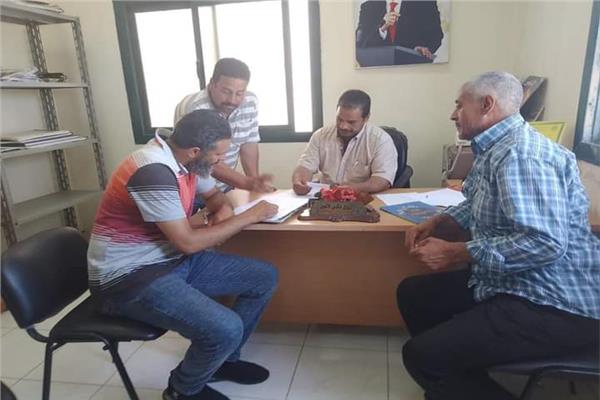 إحالة ٤٣ من العاملين بالمنشآت الحكومية والخدمية بالبحيرة  للتحقيق. لعدم الانضباط الإدارى 