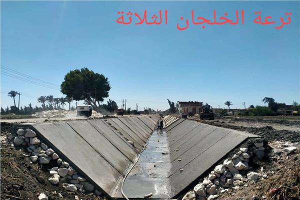 متابعة أعمال المشروع القومي لتأهيل الترع بالإسماعيلية 